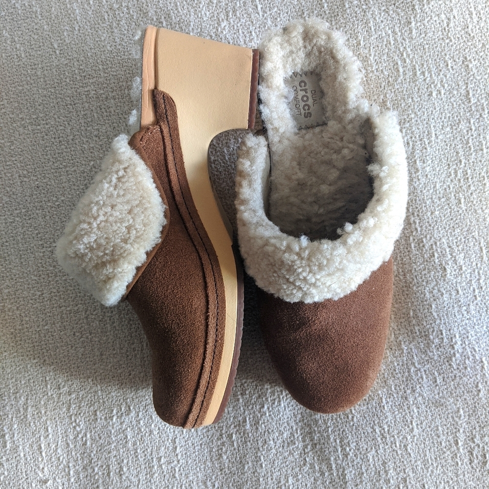 Women’s Crocs Sarah Luxe Shearling Lined Clog